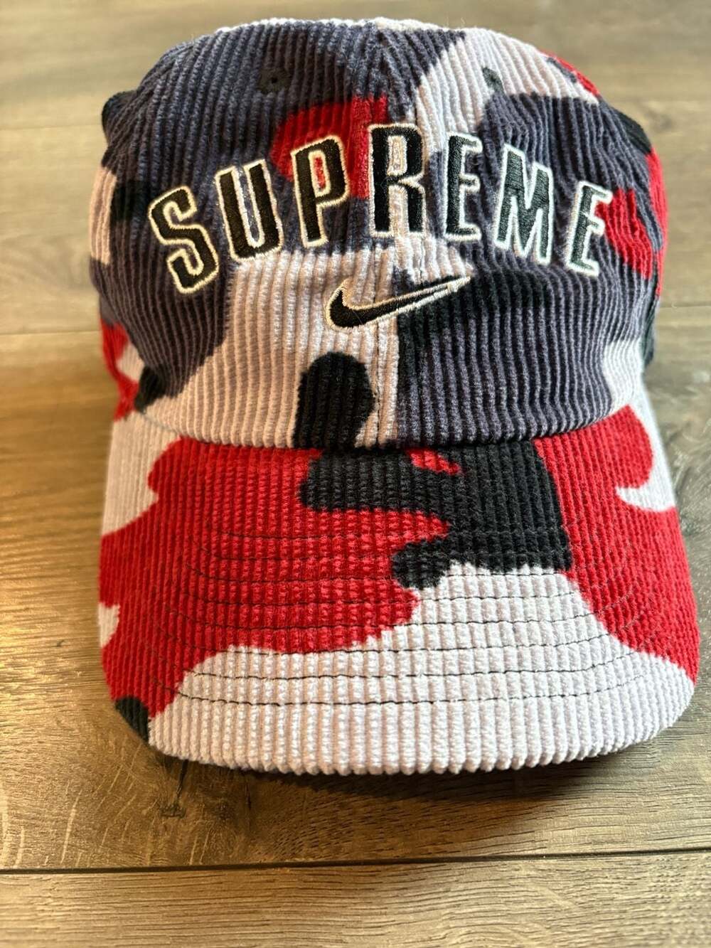 Supreme x Nike Arc Corduroy 6-Panel Red Camo Cap